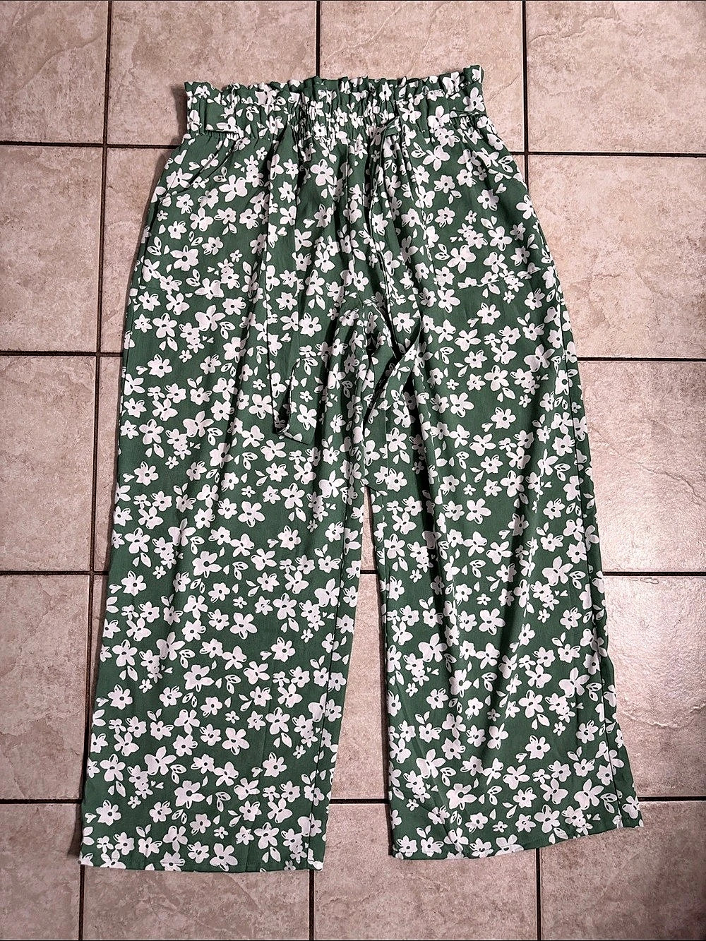 Wollence Floral Wide Leg Pants in Green & White